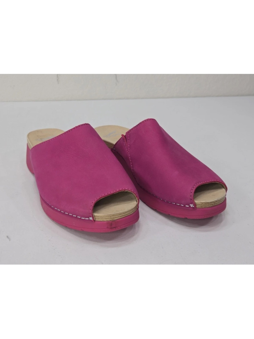 Dansko Womens Ravyn Nappa Sandals Fuchsia Size 39 EU